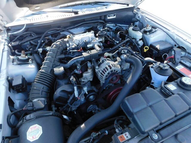 2004 Ford Mustang GT Deluxe