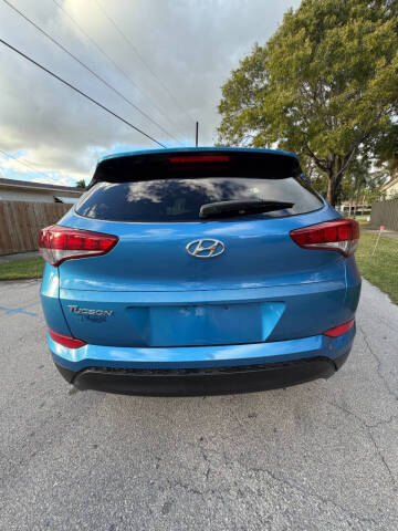 2017 Hyundai Tucson SE Plus