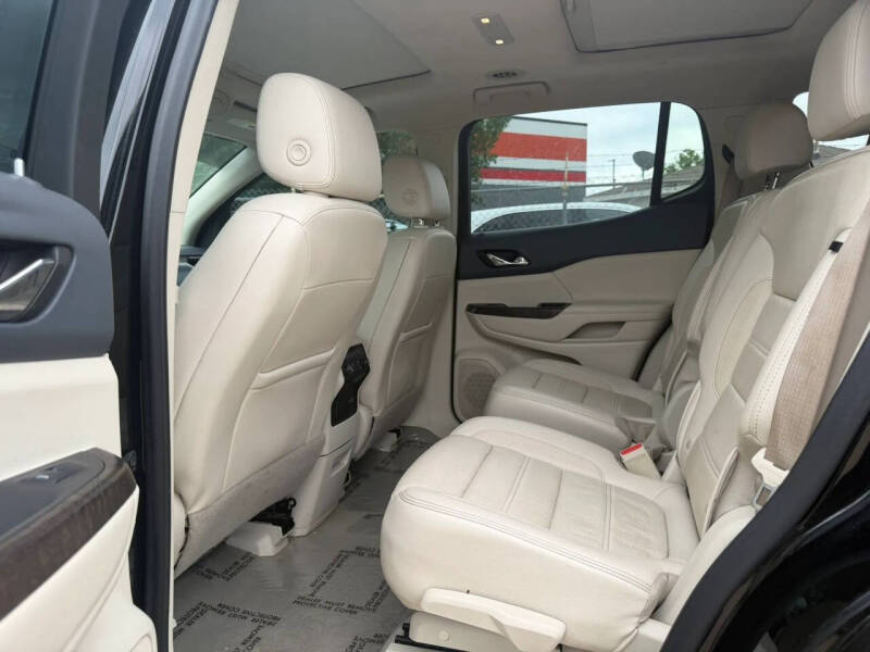 2020 GMC Acadia Denali