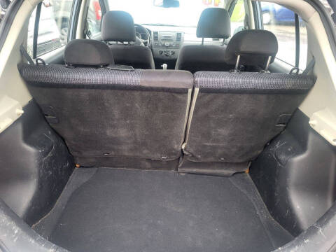 2010 Nissan Versa 1.8 S