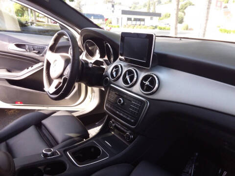 2017 Mercedes-Benz GLA GLA 250 4MATIC