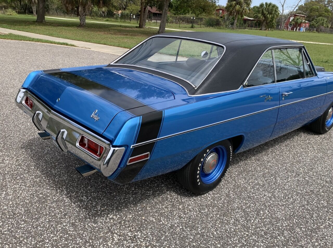 1970 Dodge Dart 38
