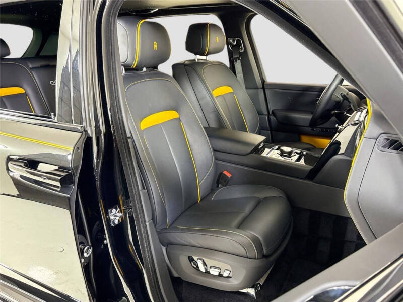 2025 Rolls-Royce Black Badge Cullinan