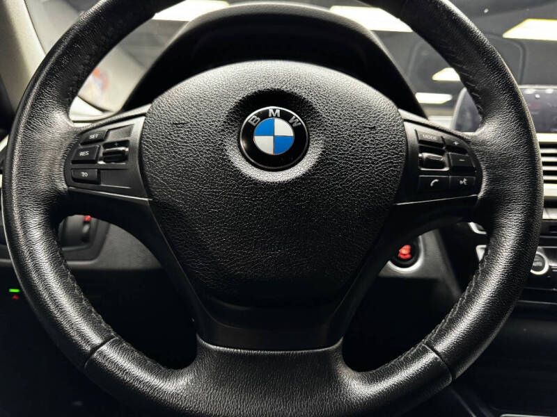 2018 BMW 3 Series 320i