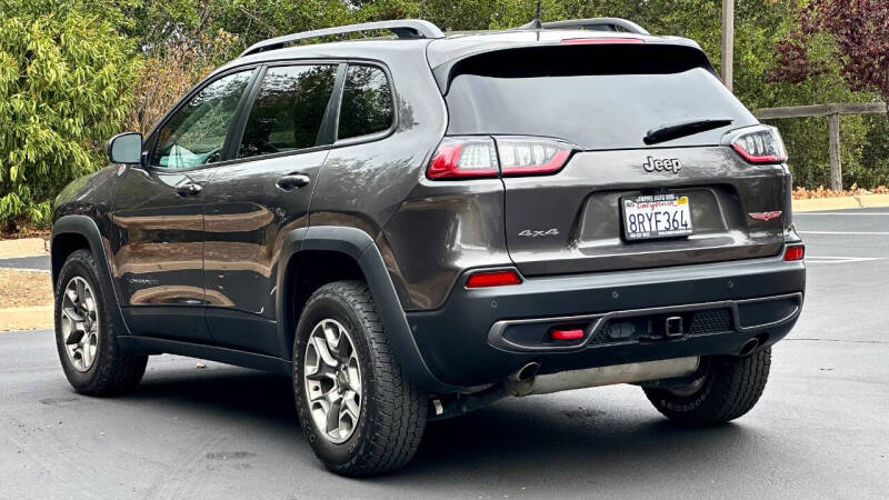 2020 Jeep Cherokee Trailhawk
