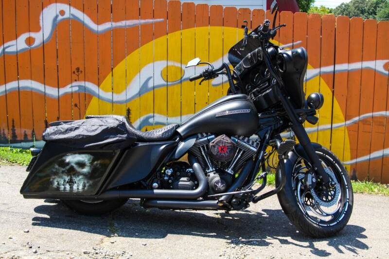 2010 Harley-Davidson Street Glide for sale at Mikes Bikes of Asheville in Asheville NC