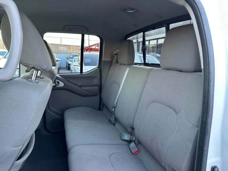 2019 Nissan Frontier SV