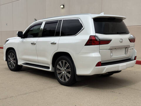 2017 Lexus LX 570