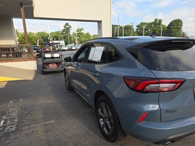 2024 Ford Escape ST-Line