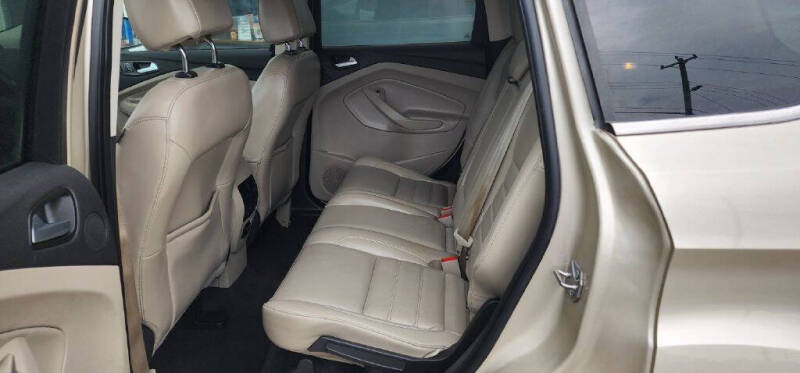2017 Ford Escape SE