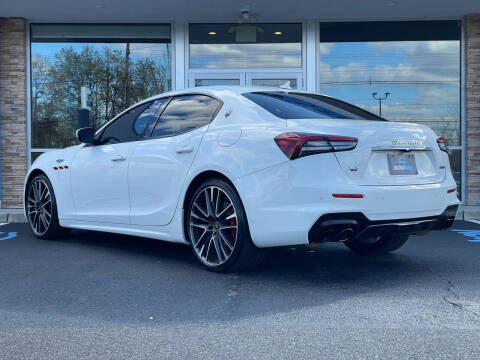 2023 Maserati Ghibli Trofeo