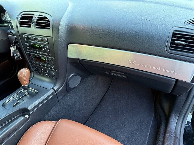 2003 Ford Thunderbird 11