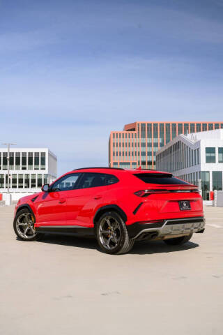 2019 Lamborghini Urus