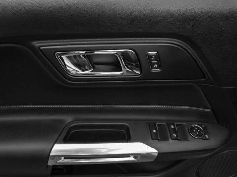 2017 Ford Mustang V6