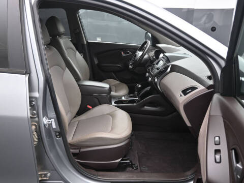 2015 Hyundai Tucson SE