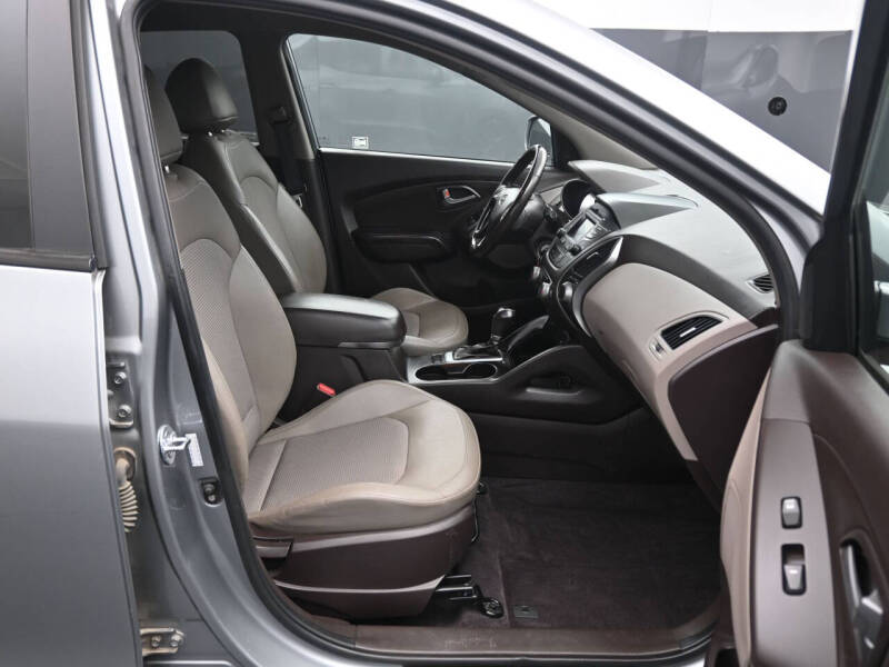 2015 Hyundai Tucson SE