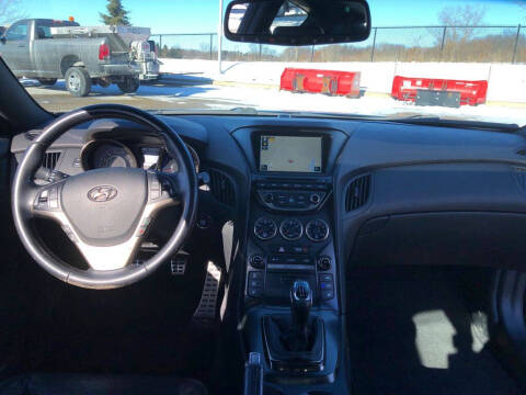 2013 Hyundai Genesis Coupe 3.8 Track