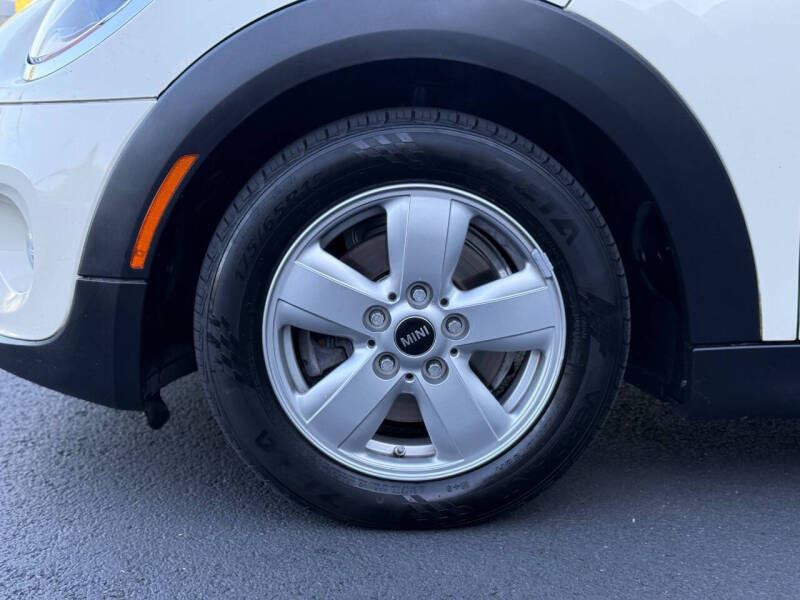 2015 MINI Hardtop 4 Door Cooper