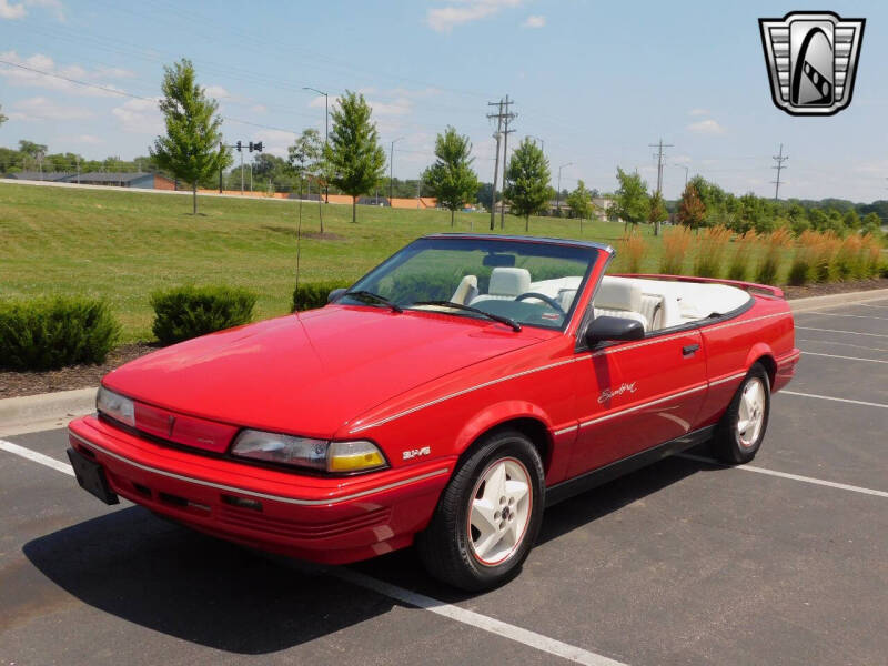 1992 Pontiac Sunbird SE
