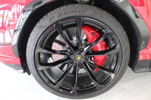 2023 Lamborghini Urus S