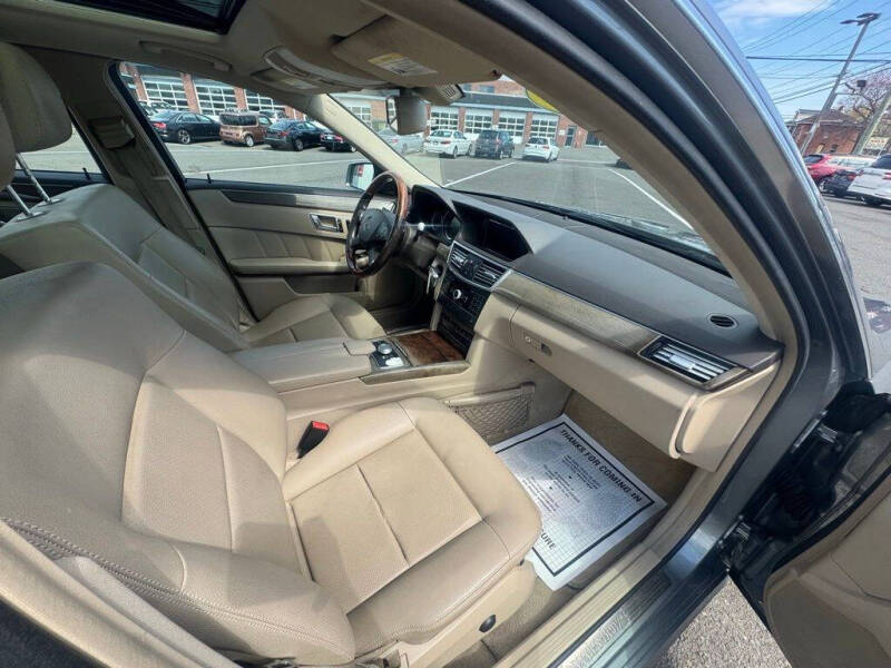 2010 Mercedes-Benz E-Class
