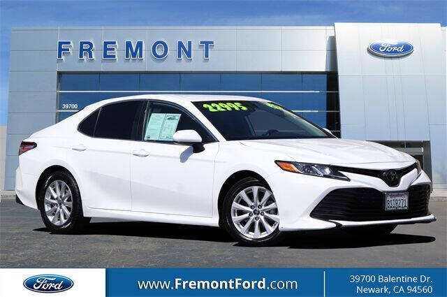 2020 Toyota Camry LE