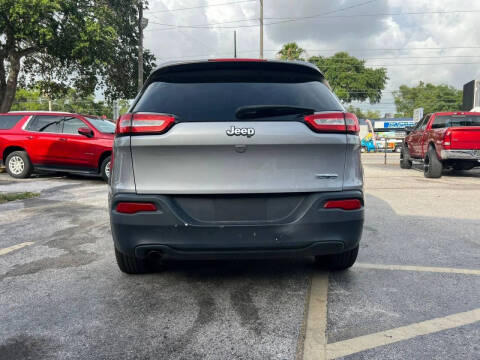 2018 Jeep Cherokee Latitude Plus
