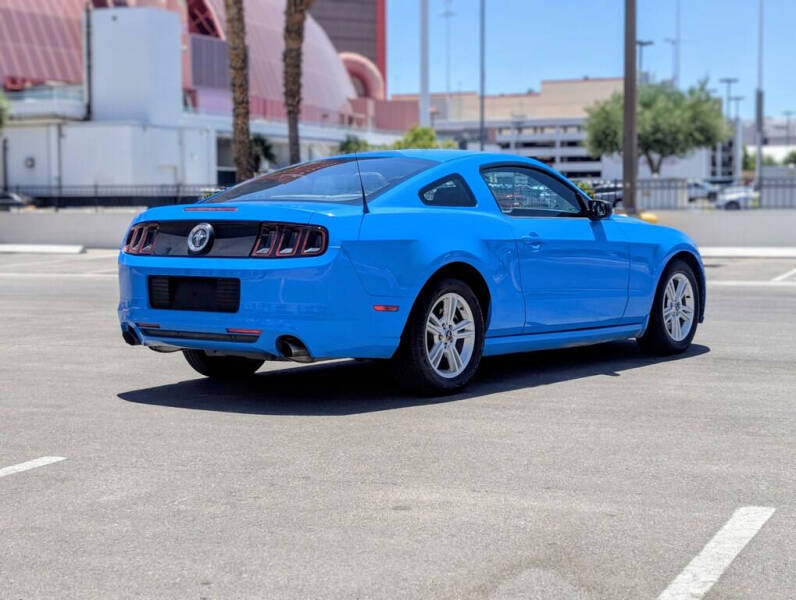 2013 Ford Mustang V6