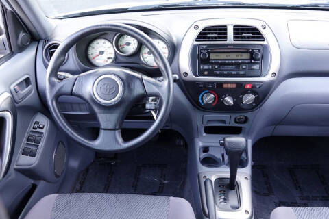 2003 Toyota RAV4