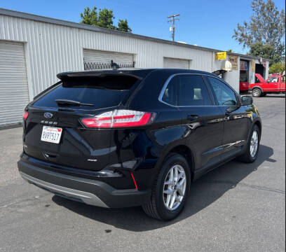 2021 Ford Edge
