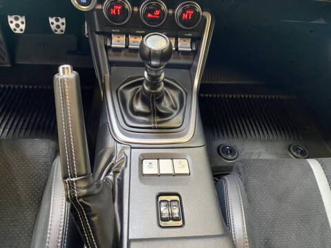 2025 Toyota GR86 Premium