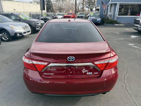 2015 Toyota Camry Hybrid SE