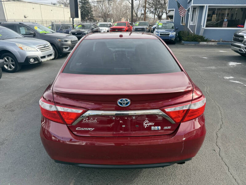 2015 Toyota Camry Hybrid SE