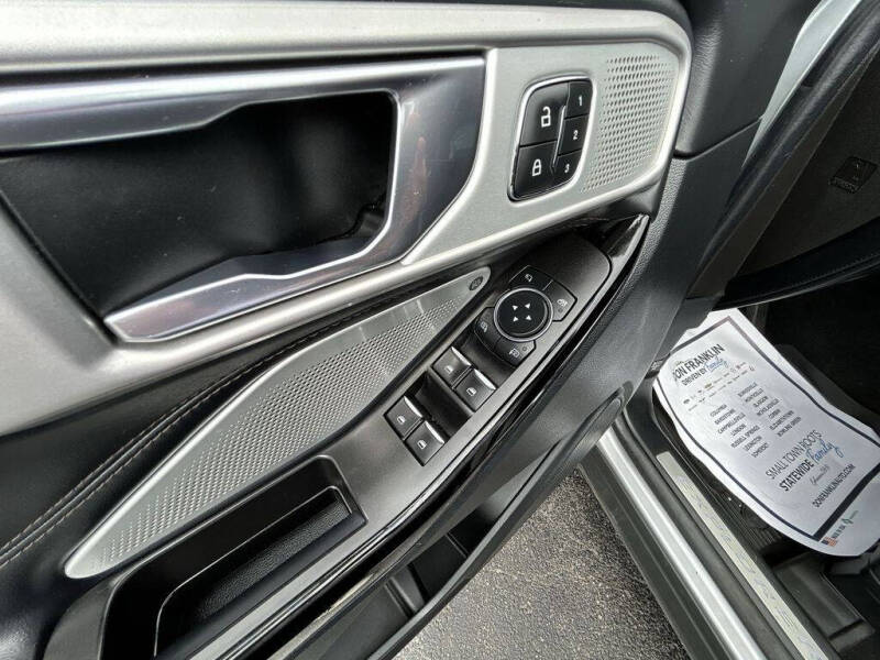 2021 Ford Explorer Platinum