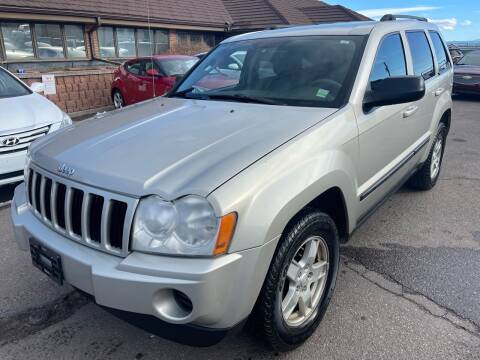 2007 Jeep Grand Cherokee for sale at STATEWIDE AUTOMOTIVE LLC in Englewood CO