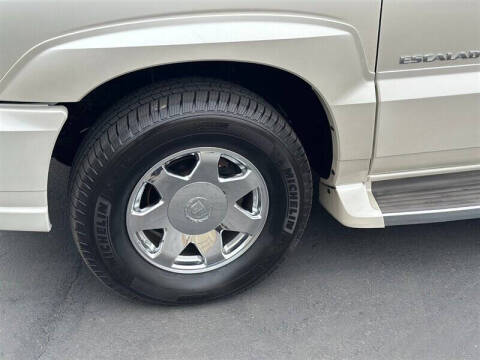 2005 Cadillac Escalade