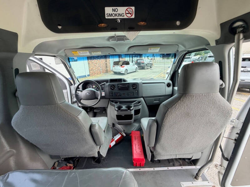 2014 Ford E-Series