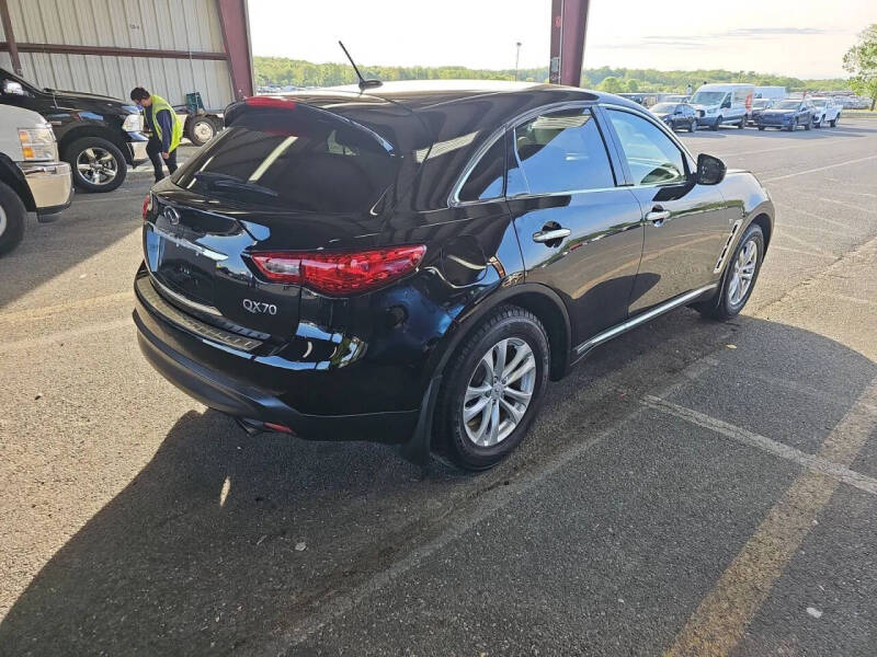 2016 Infiniti QX70
