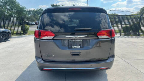 2018 Chrysler Pacifica Touring L