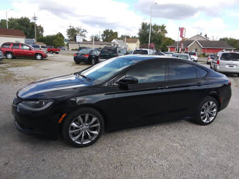 2016 Chrysler 200 for sale at RICK'S AUTO SALES in Logansport IN