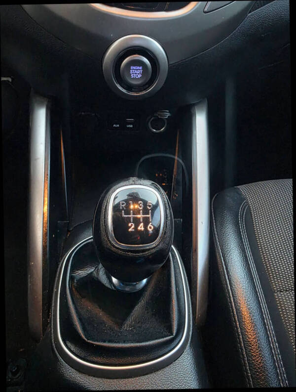 2016 Hyundai Veloster