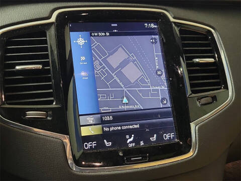 2017 Volvo XC90 T6 Momentum