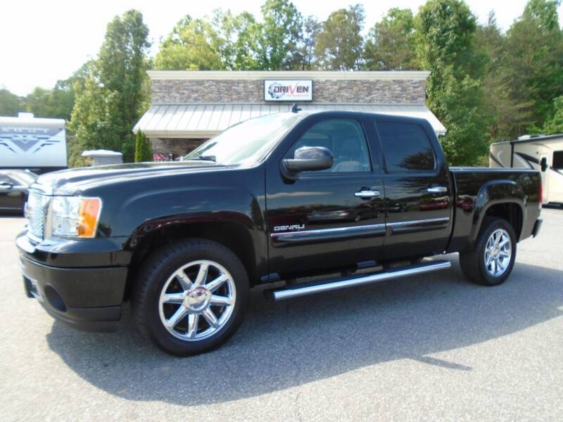 2013 GMC Sierra 1500 for sale at Driven Pre-Owned in Lenoir NC