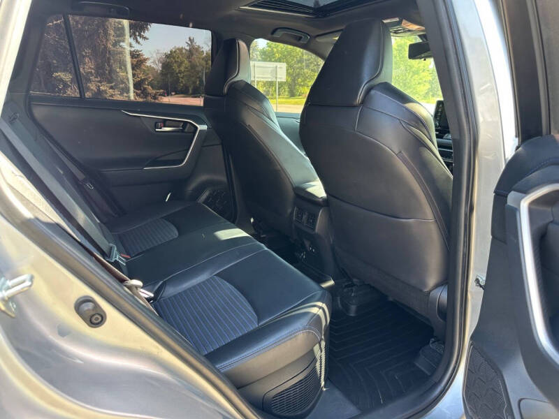 2019 Toyota RAV4 Hybrid XSE