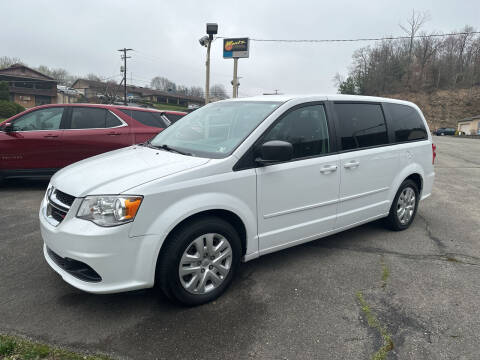 2017 Dodge Grand Caravan for sale at WENTZ AUTO SALES in Lehighton PA