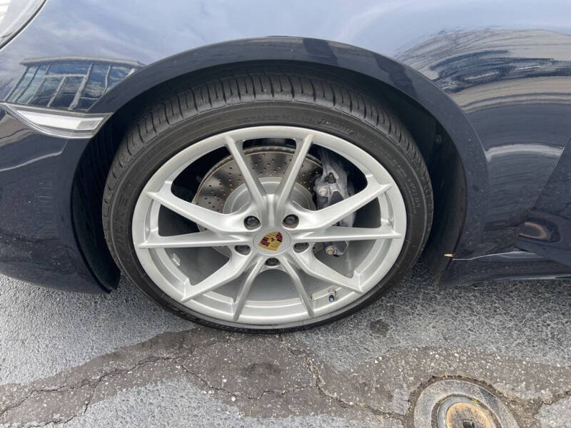 2019 Porsche 718 Cayman