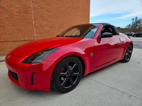 2005 Nissan 350Z for sale at MULTI GROUP AUTOMOTIVE in Doraville GA