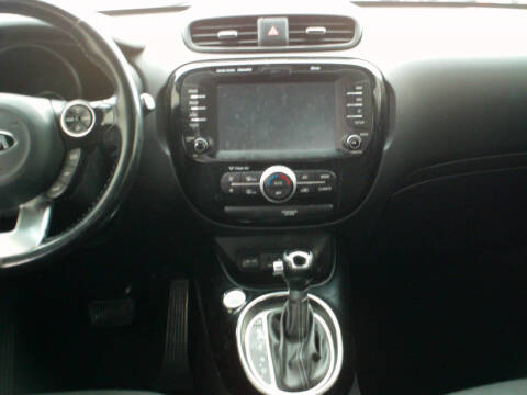 2018 Kia Soul +