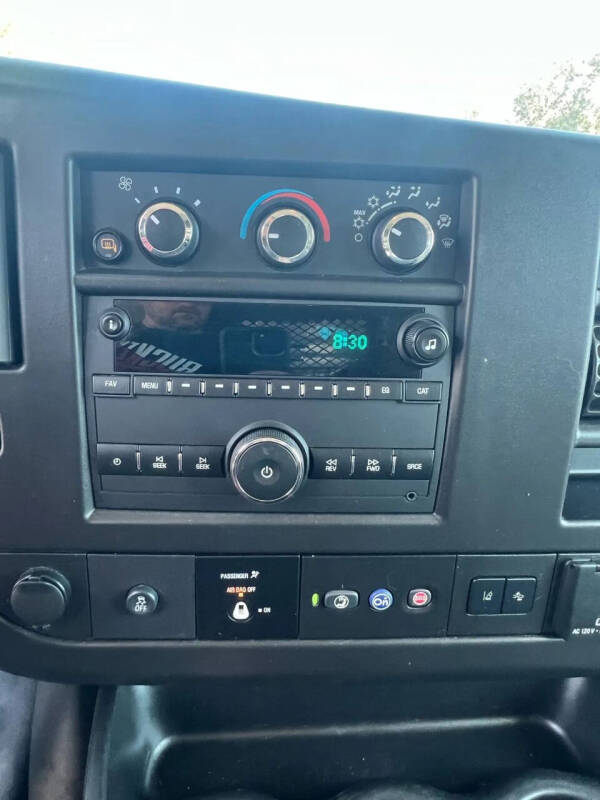 2020 Chevrolet Express 2500