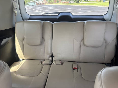 2017 Nissan Armada Platinum